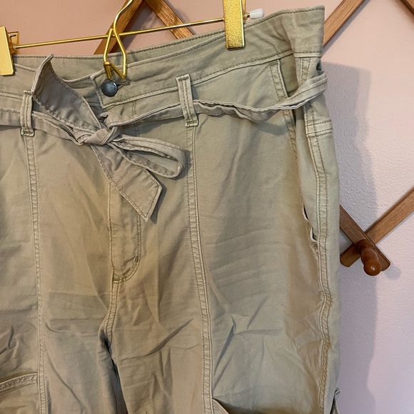 Universal Thread Pants - Picture 4 of 6